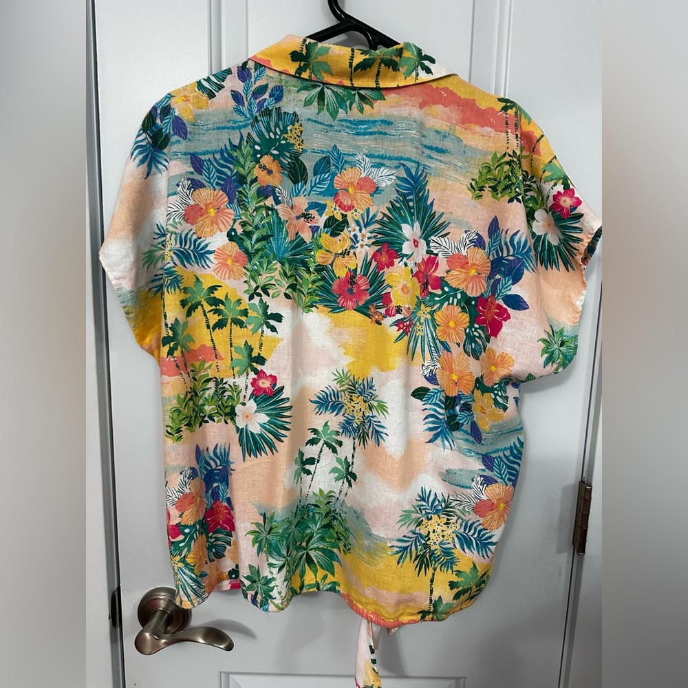 Talbots Multicolor Tropical Print Shirt With Tie Bottom - Picture 2 of 5